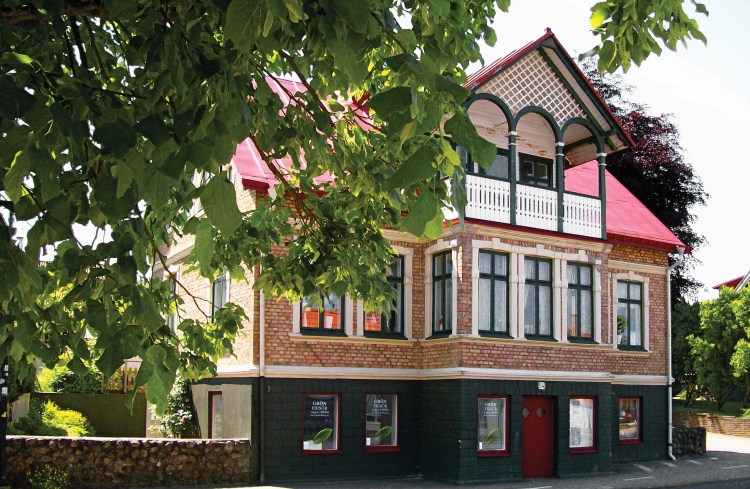 Huset på Köpmansgatan 54 där Grön Frisör finns